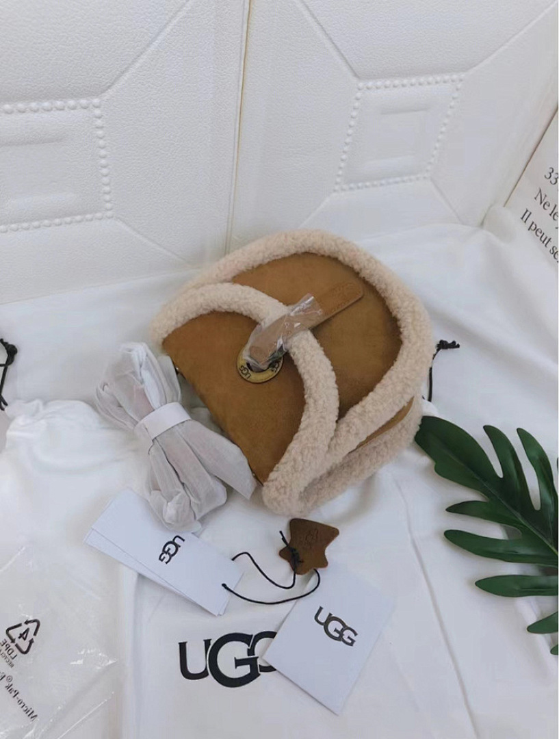 UGG Heritage Crossbody · WU29833 — תמונה 23