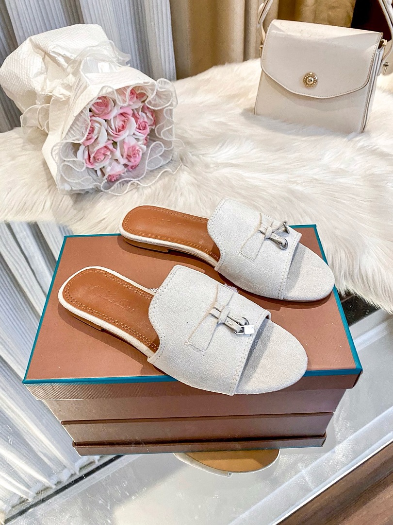 Loro Piana Summer Charms · WP95250 — תמונה 19