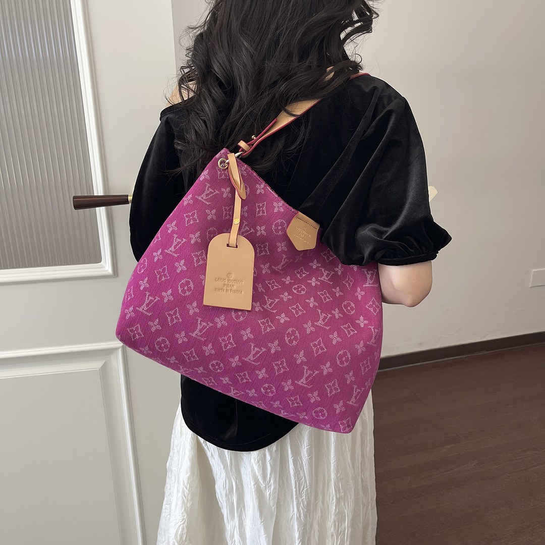 Louis Vuitton Carryall MM · EL6629 — תמונה 27
