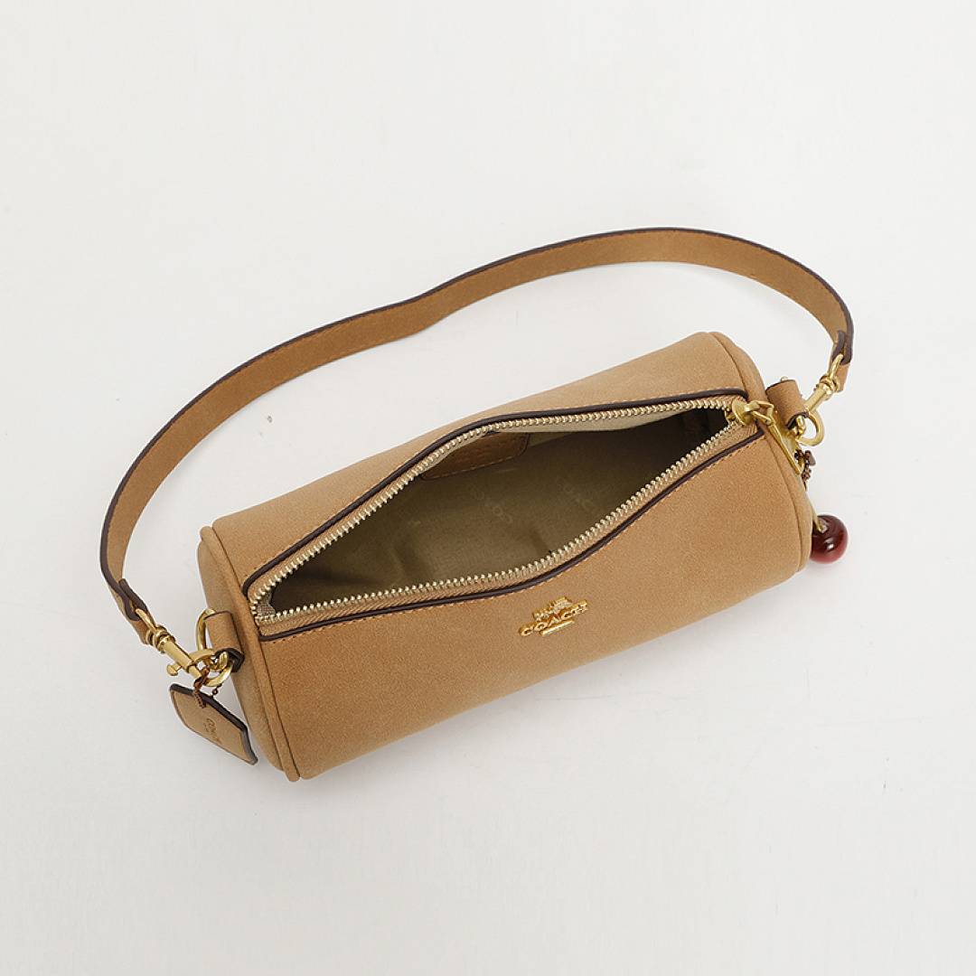 Coach Nolita Barrel Bag · EC6661 — תמונה 8