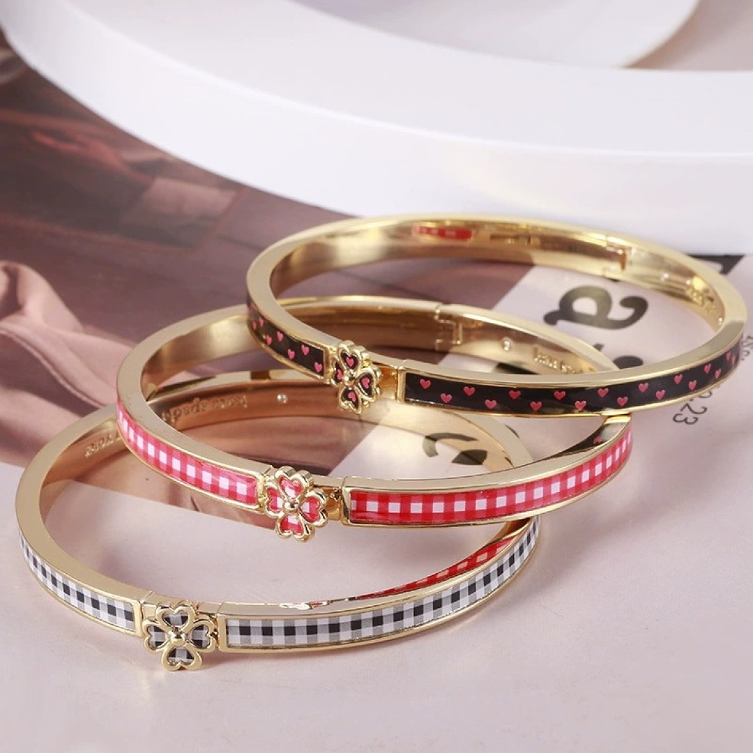 Kate Spade Spot The Spade Enamel Hinged · WK37857