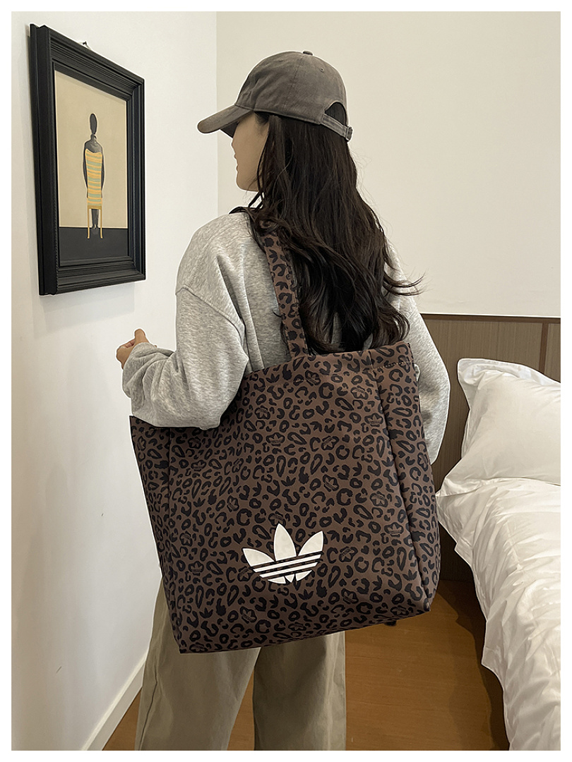 Adidas Leopard Tote · EA1203 — תמונה 11