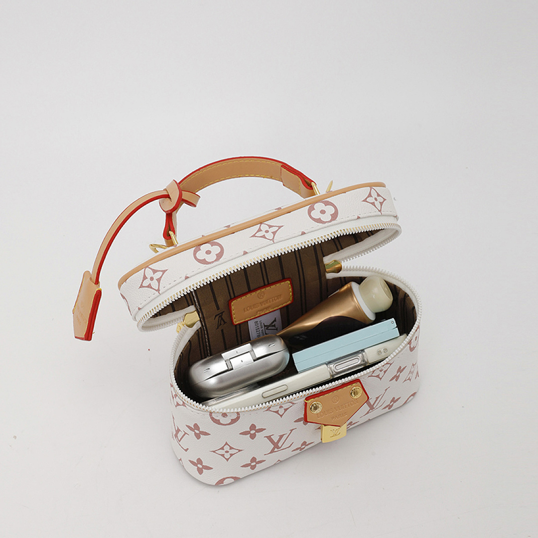 Louis Vuitton Micro Vanity Case · EL6676 — תמונה 31