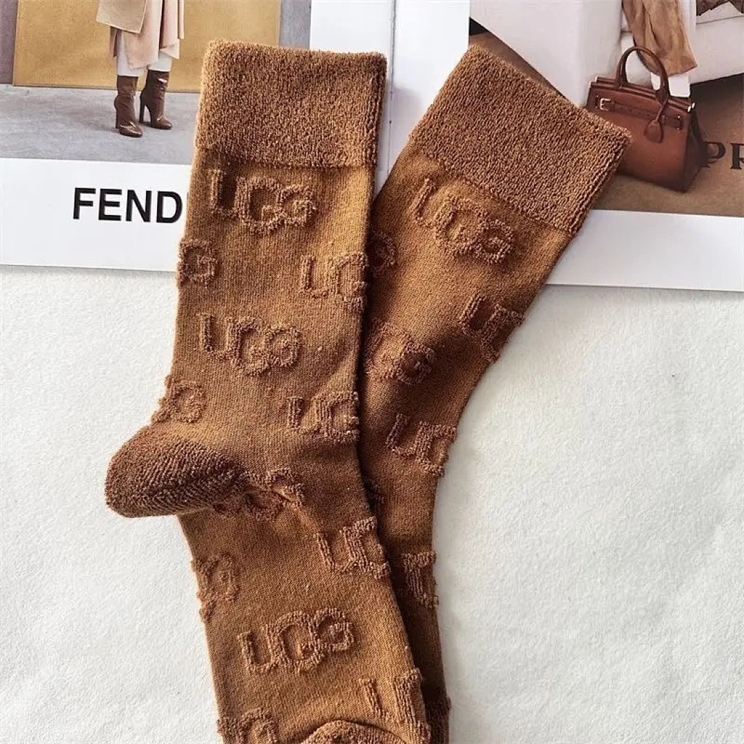 UGG Classic Crew Socks · WU35688 — תמונה 12