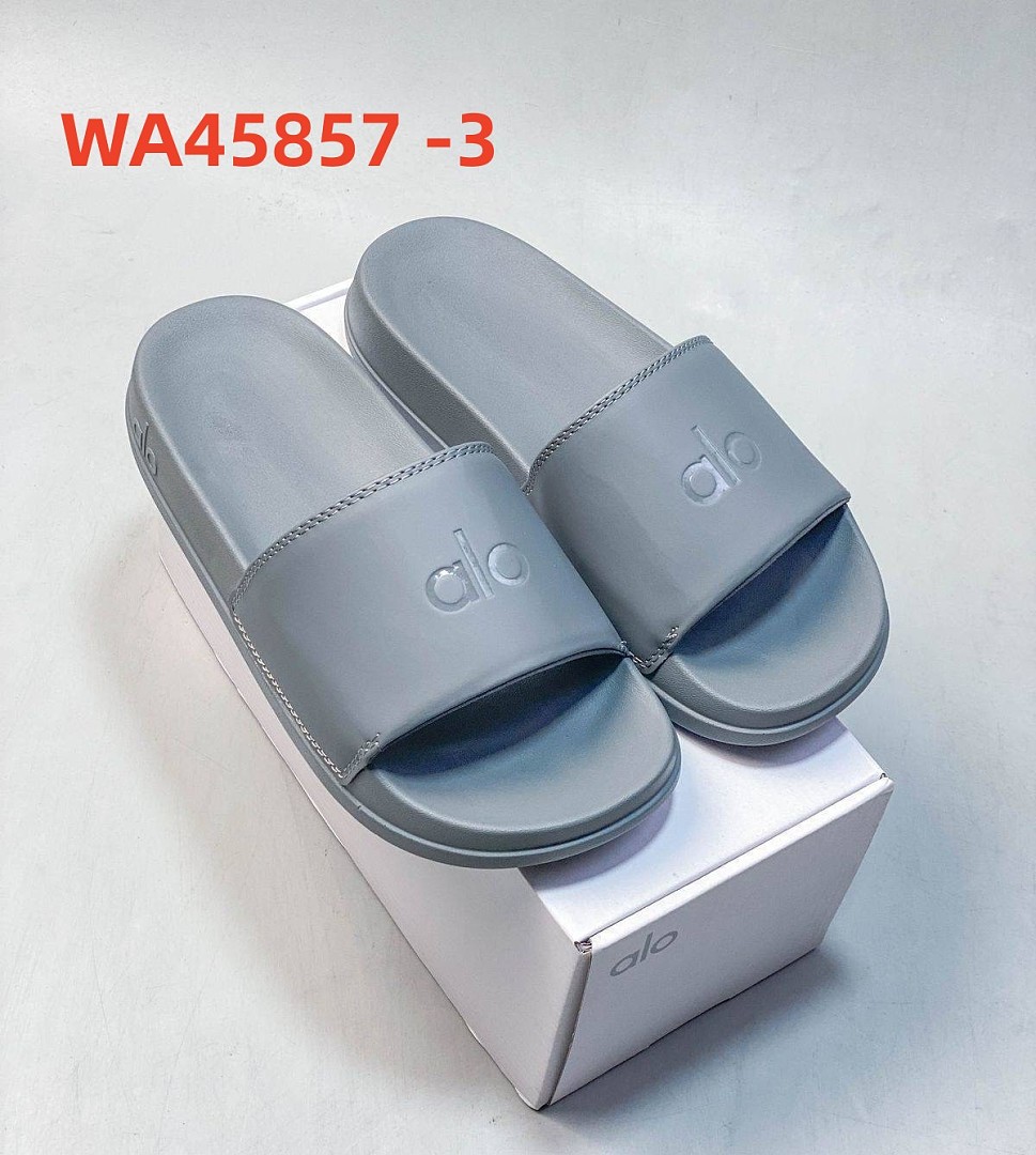 Alo Yoga It Slide · WA45857 — תמונה 8