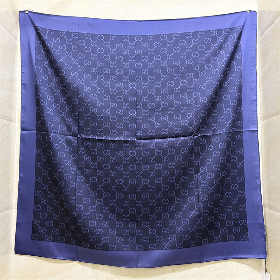Gucci — מטפחת משי · SG50604 — תמונה 44
