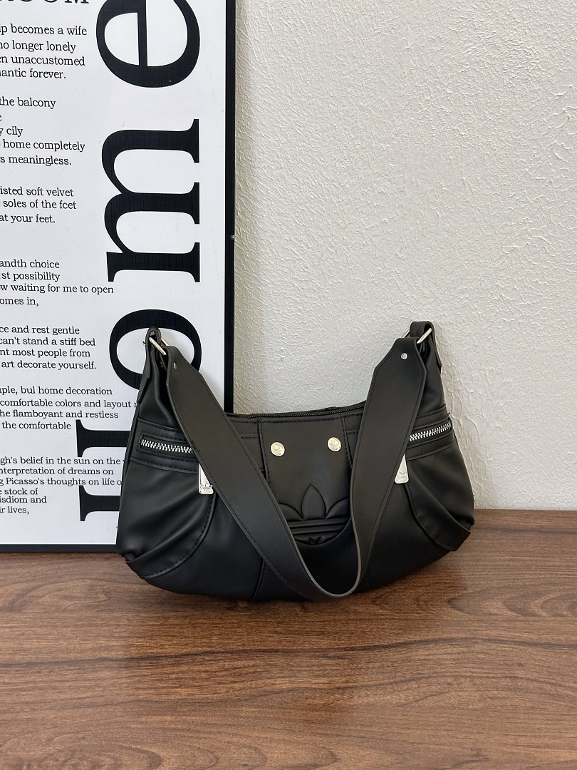 Adidas Originals Hobo PU Leather Bag · EA0750 — תמונה 29