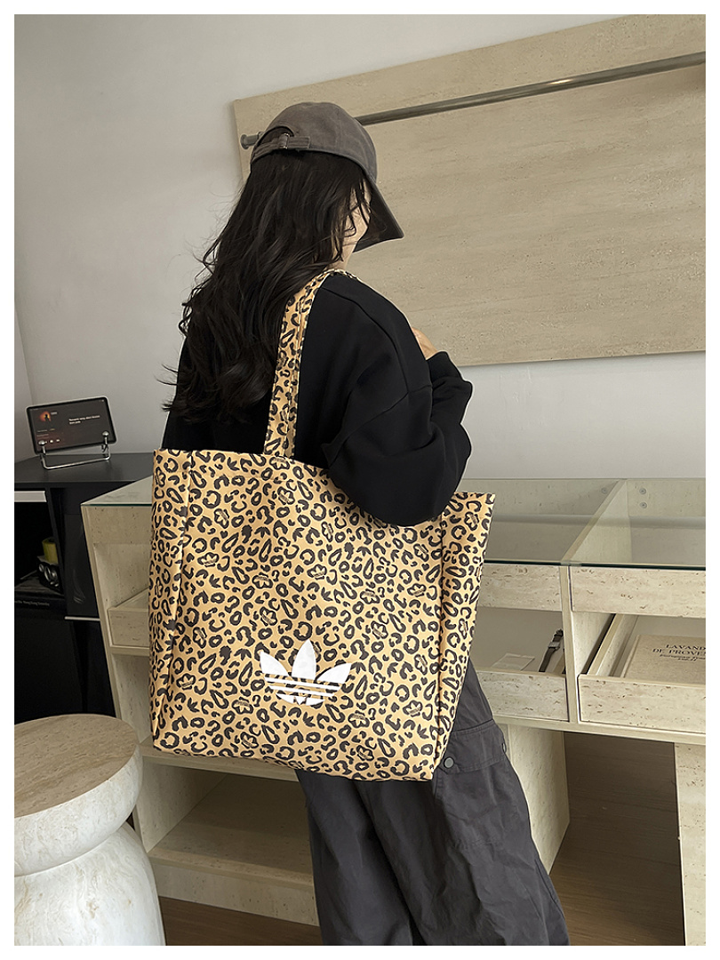 Adidas Leopard Tote · EA1203 — תמונה 29