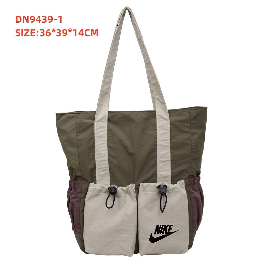 Nike Gym Tote · DN9439