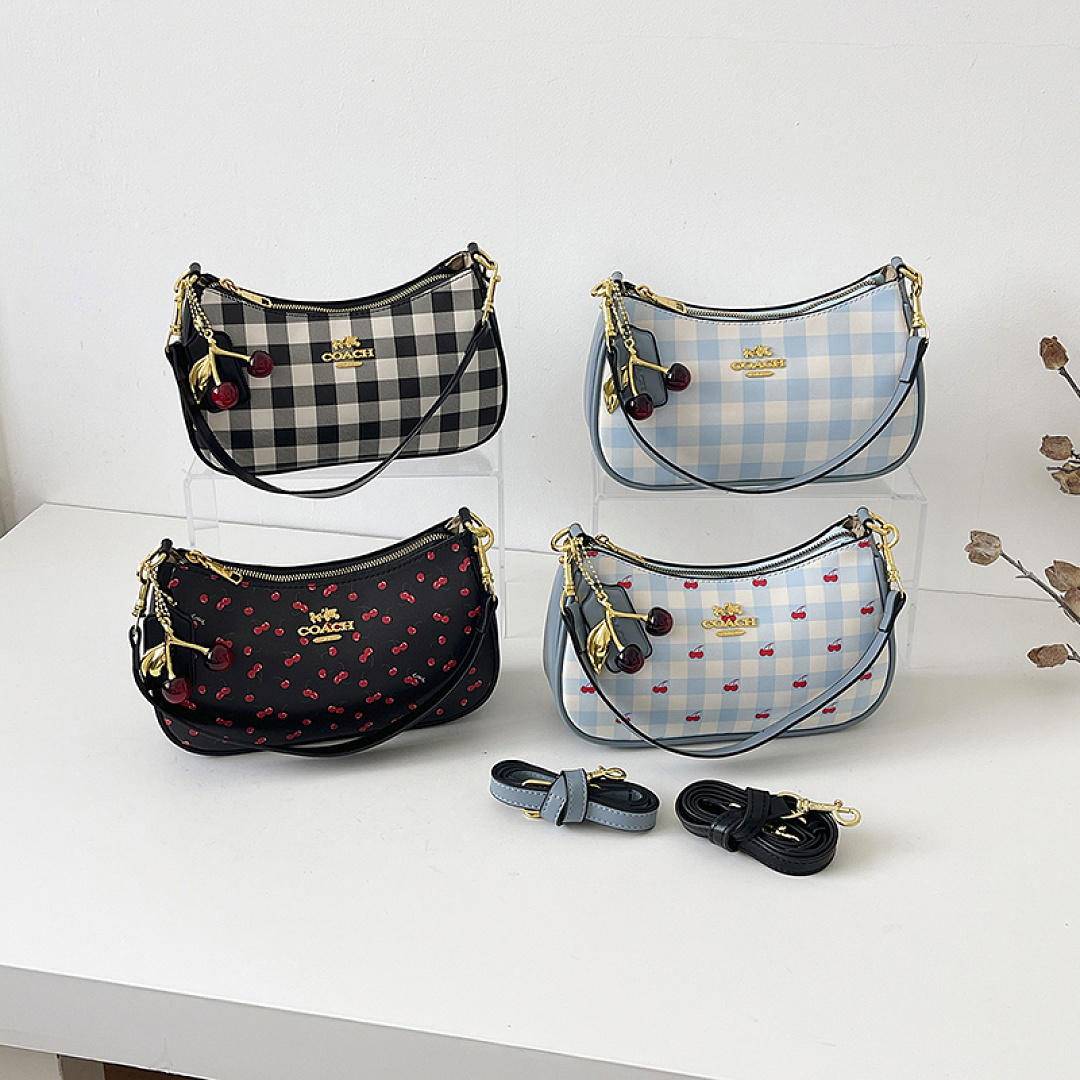 Coach Nolita 19 With Gingham Print · EC6669 — תמונה 9