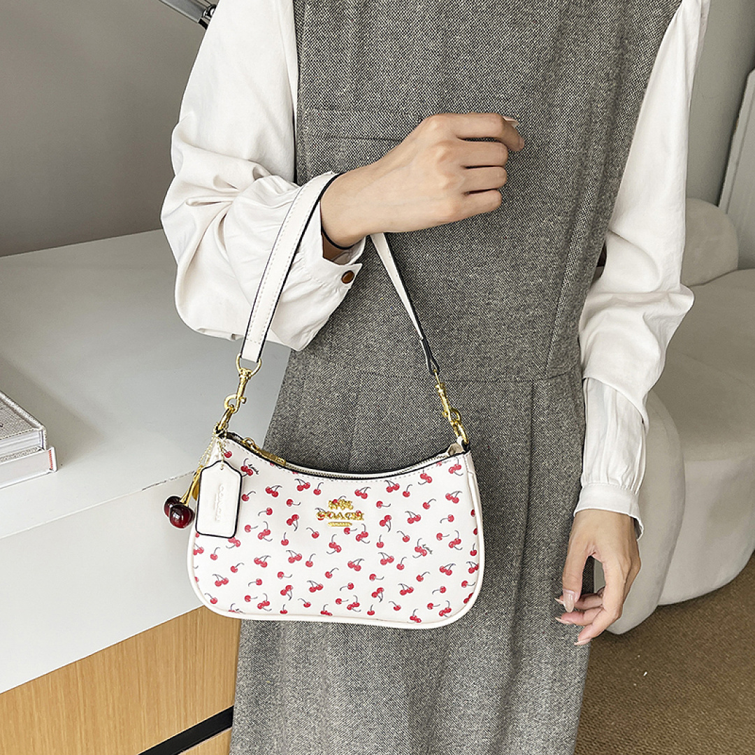 Coach Nolita 19 With Gingham Print · EC6669 — תמונה 15
