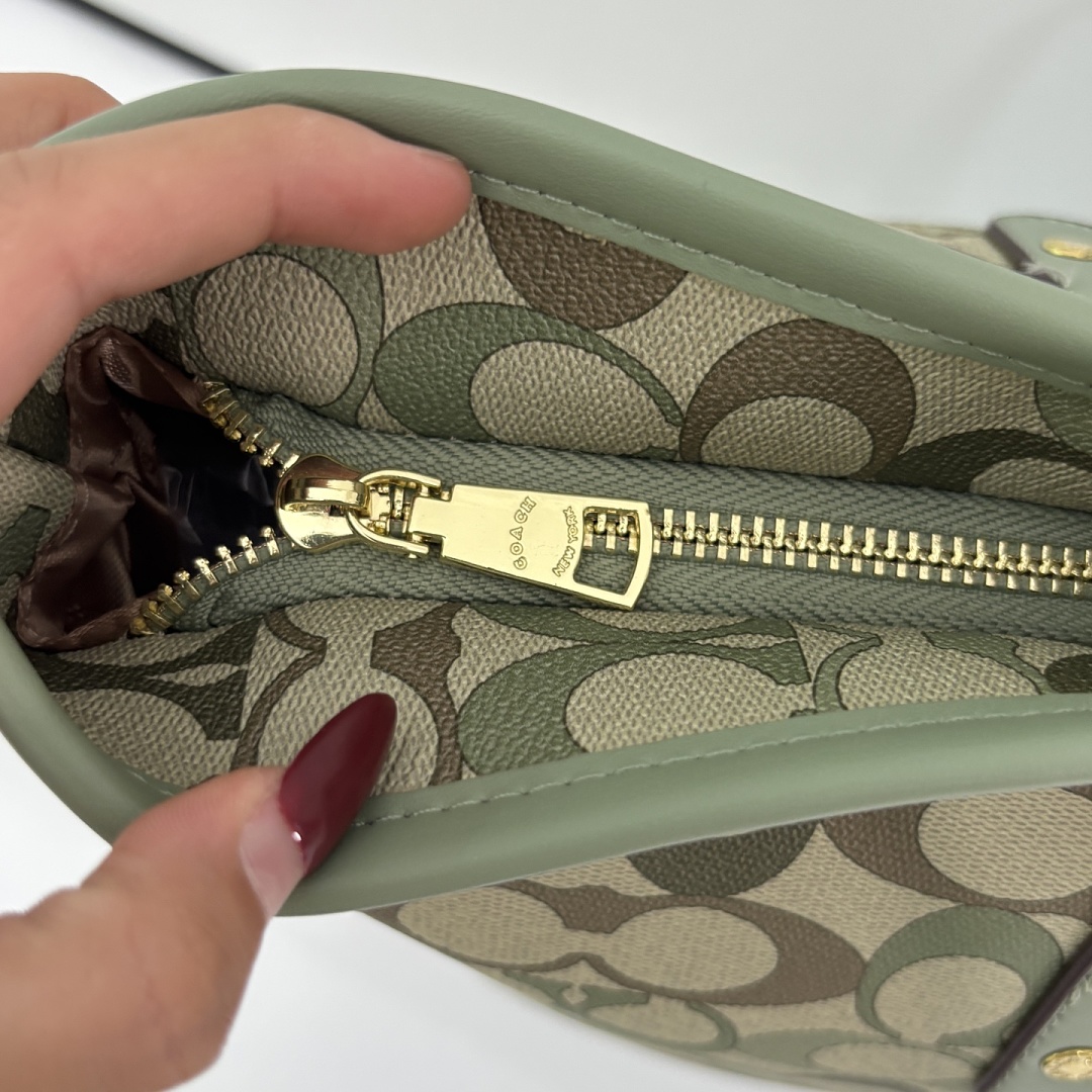Coach City Tote · EC70244 — תמונה 11