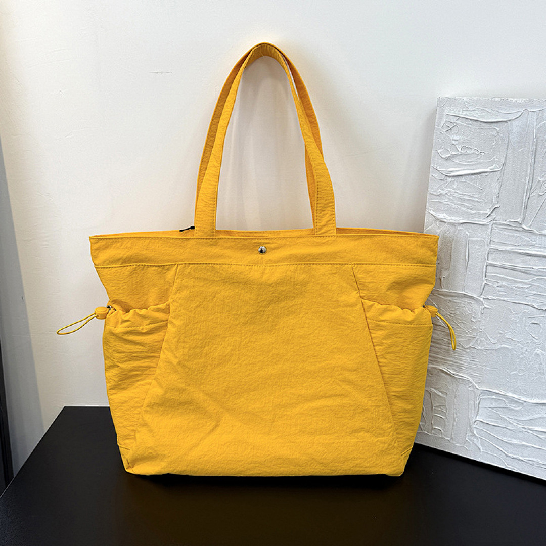 Alo Aura Universal Tote · WA57416 — תמונה 15