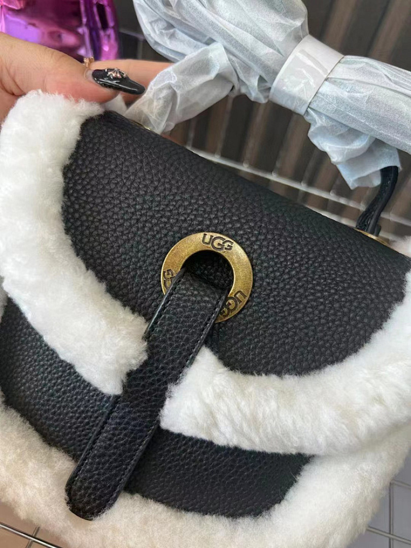 UGG Heritage Crossbody · WU29833 — תמונה 29