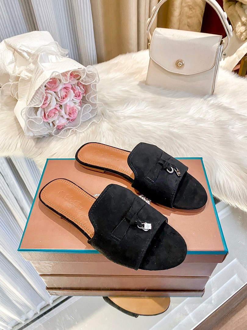 Loro Piana Summer Charms · WP95250 — תמונה 17