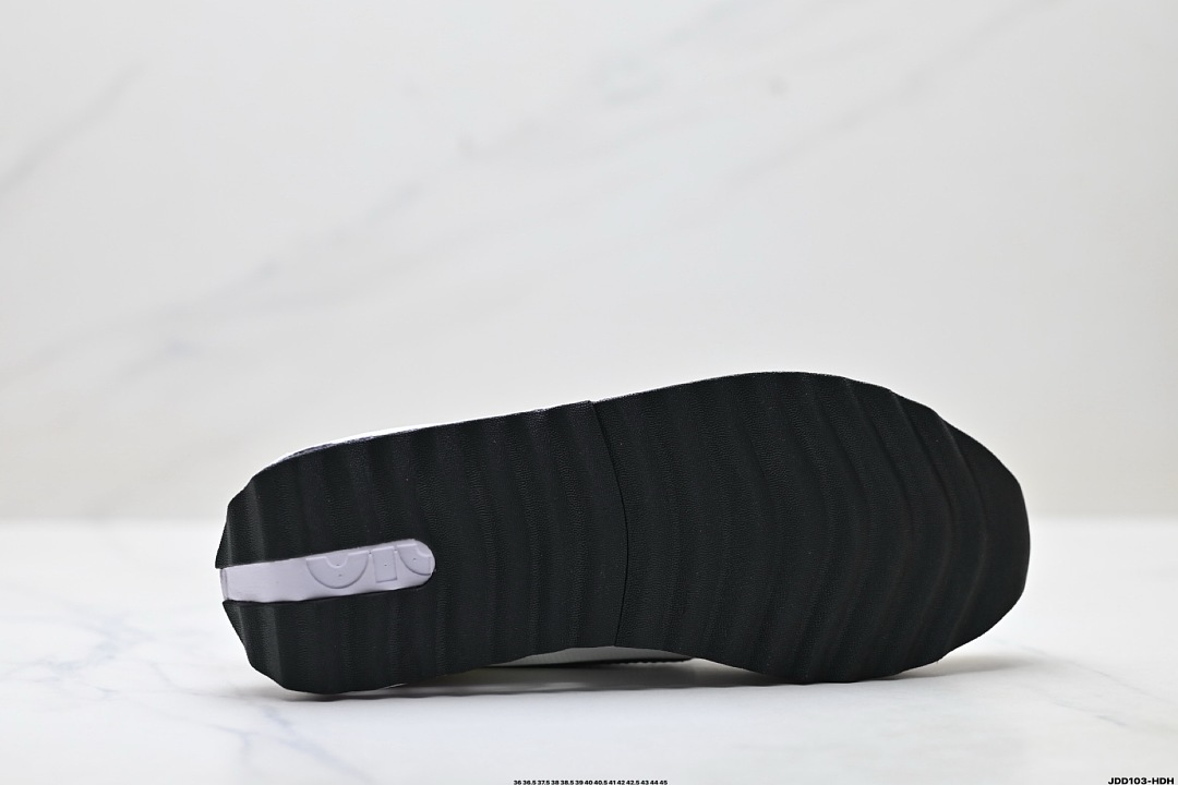 Nike Air Max Dawn · FN12577 — תמונה 2