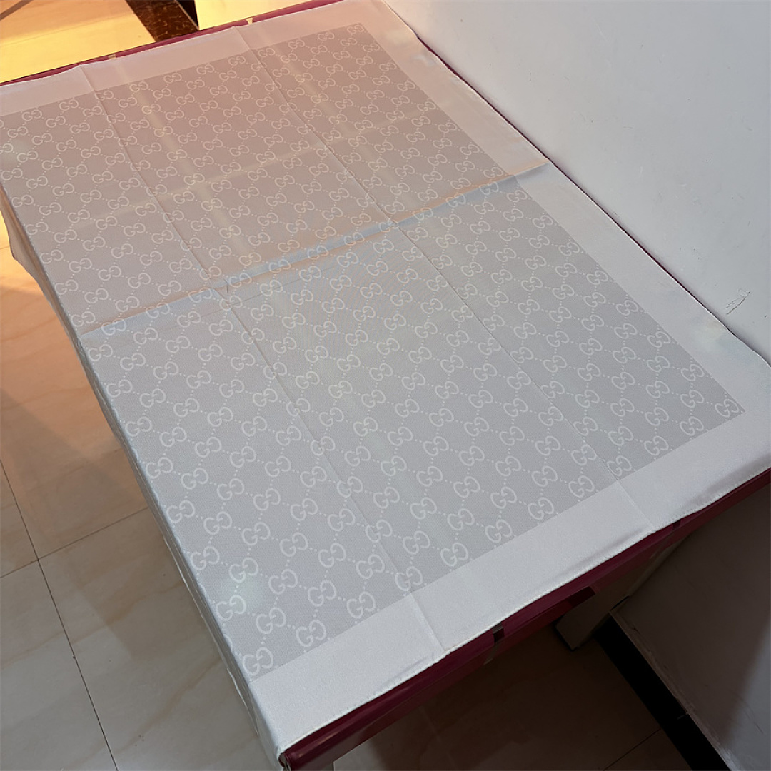 Gucci — מטפחת משי · SG50604 — תמונה 30