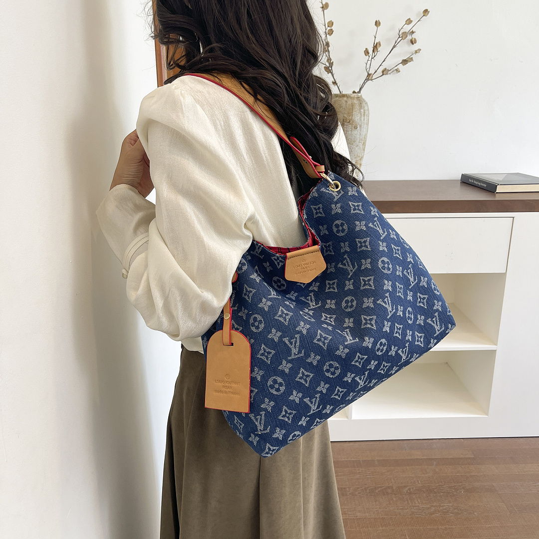 Louis Vuitton Carryall MM · EL6629 — תמונה 17