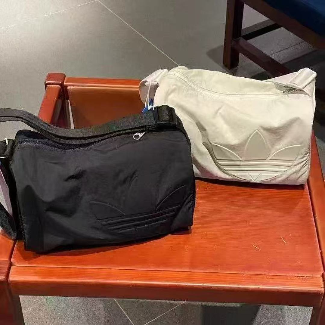 Adidas Mini Duffle Bag · EA2638 — תמונה 8