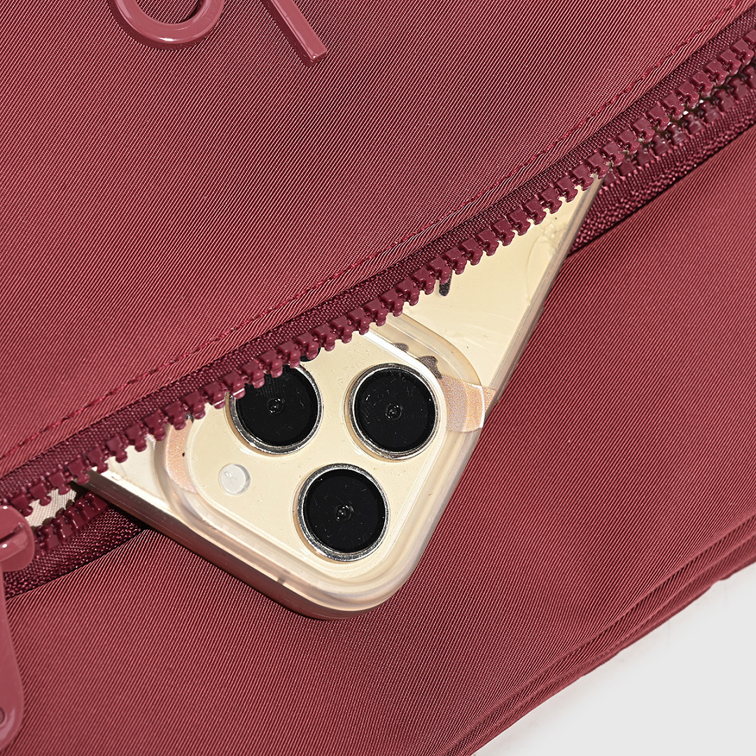 Alo Yoga Studio Utility Carryall Tote · WA10635 — תמונה 12