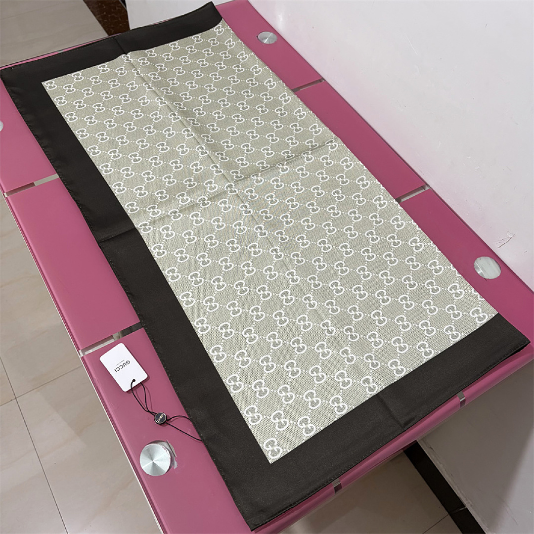 Gucci — מטפחת משי · SG50604 — תמונה 23
