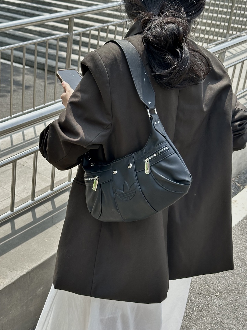 Adidas Originals Hobo PU Leather Bag · EA0750 — תמונה 34
