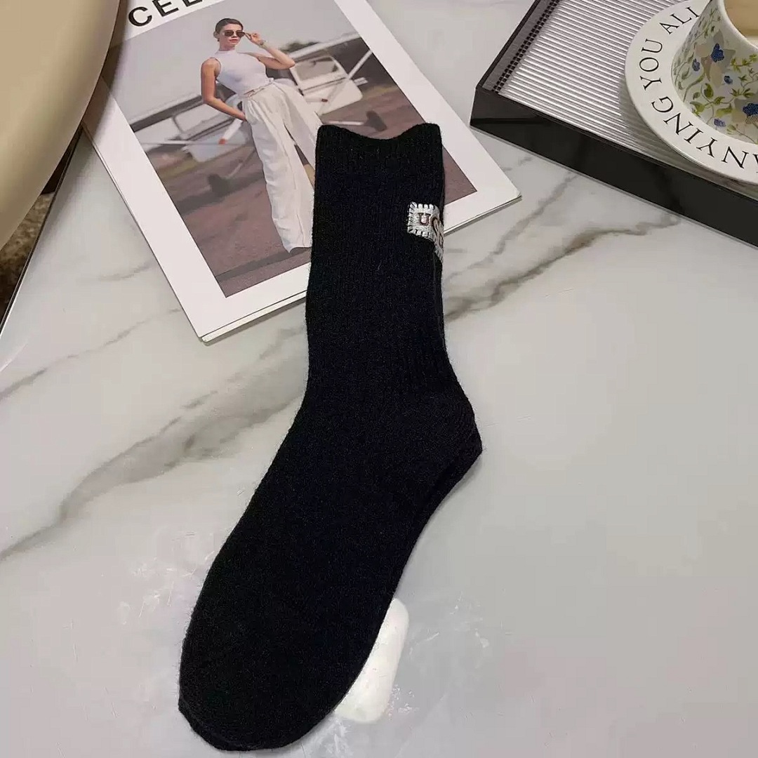 UGG Trey Rib Knit Crew Socks · WU35961 — תמונה 11