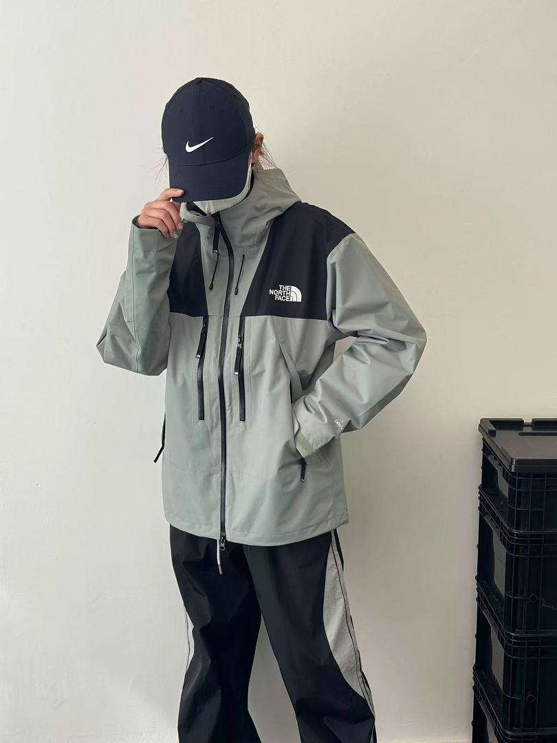 The North Face Chakal Jacket · LT52011 — תמונה 21