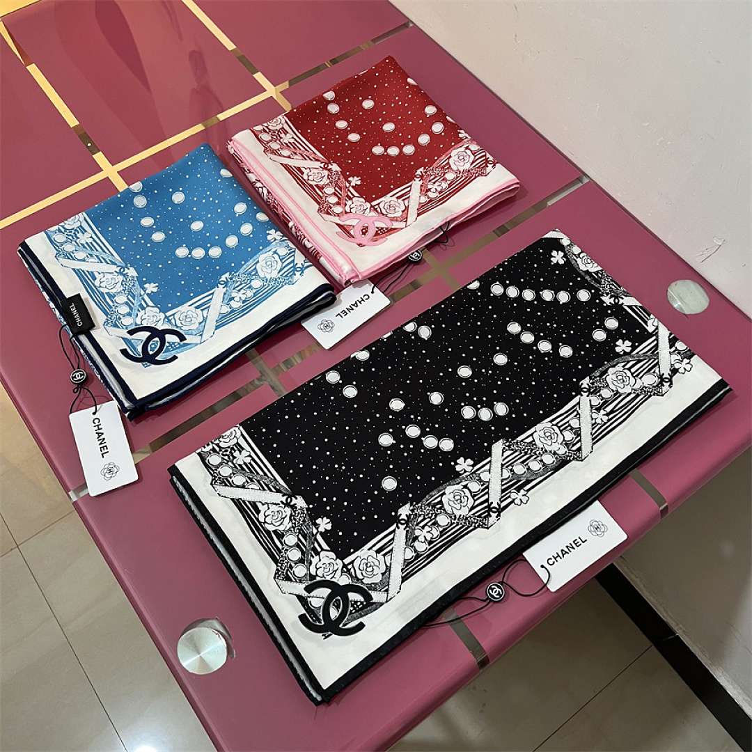Chanel — מטפחת משי · SC39857 — תמונה 17