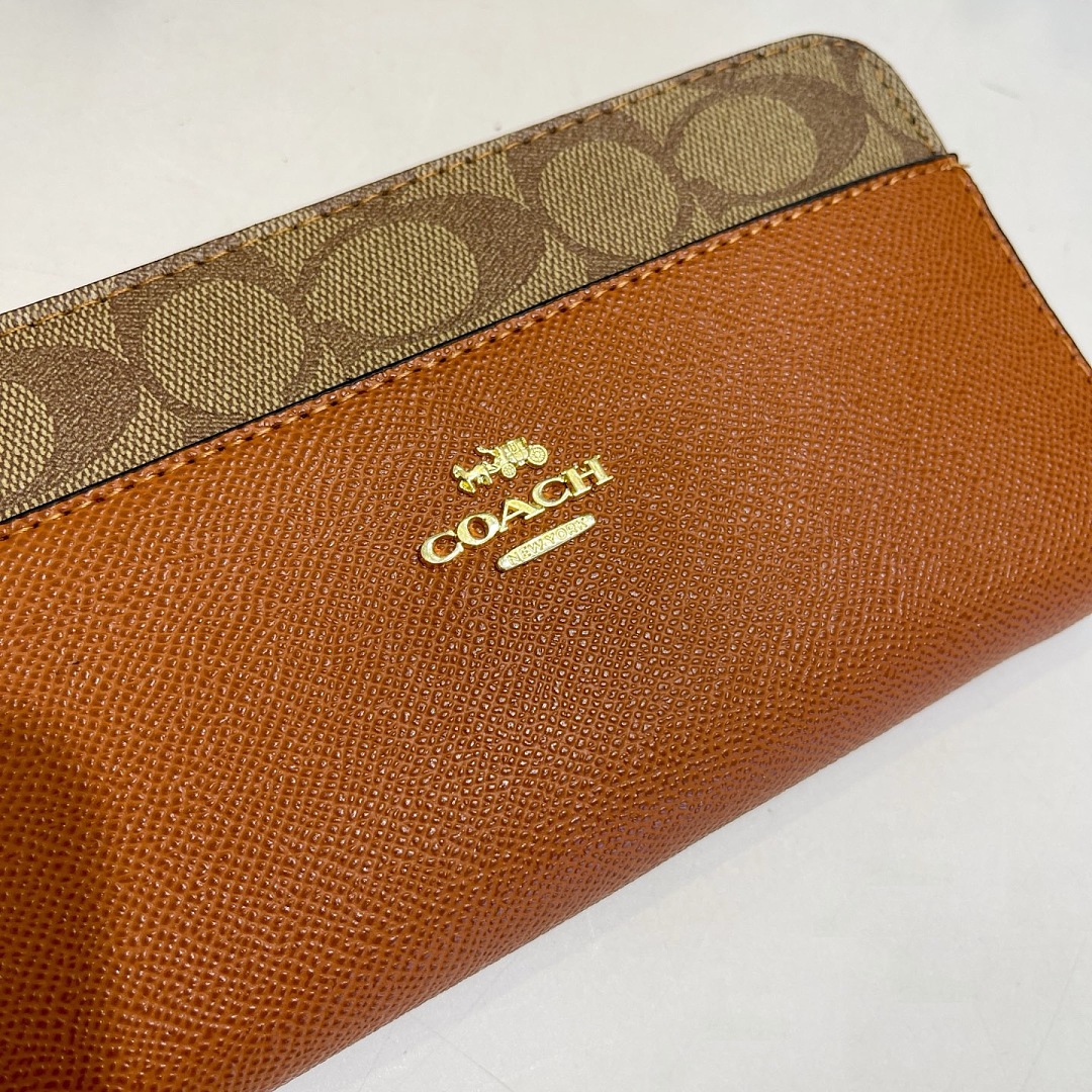 Coach Accordion Zip Wallet · EC0327 — תמונה 8