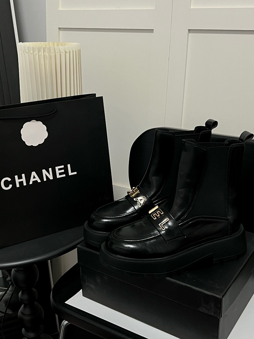 Chanel Cap Toe CC Ankle Boots · WC22862 — תמונה 11