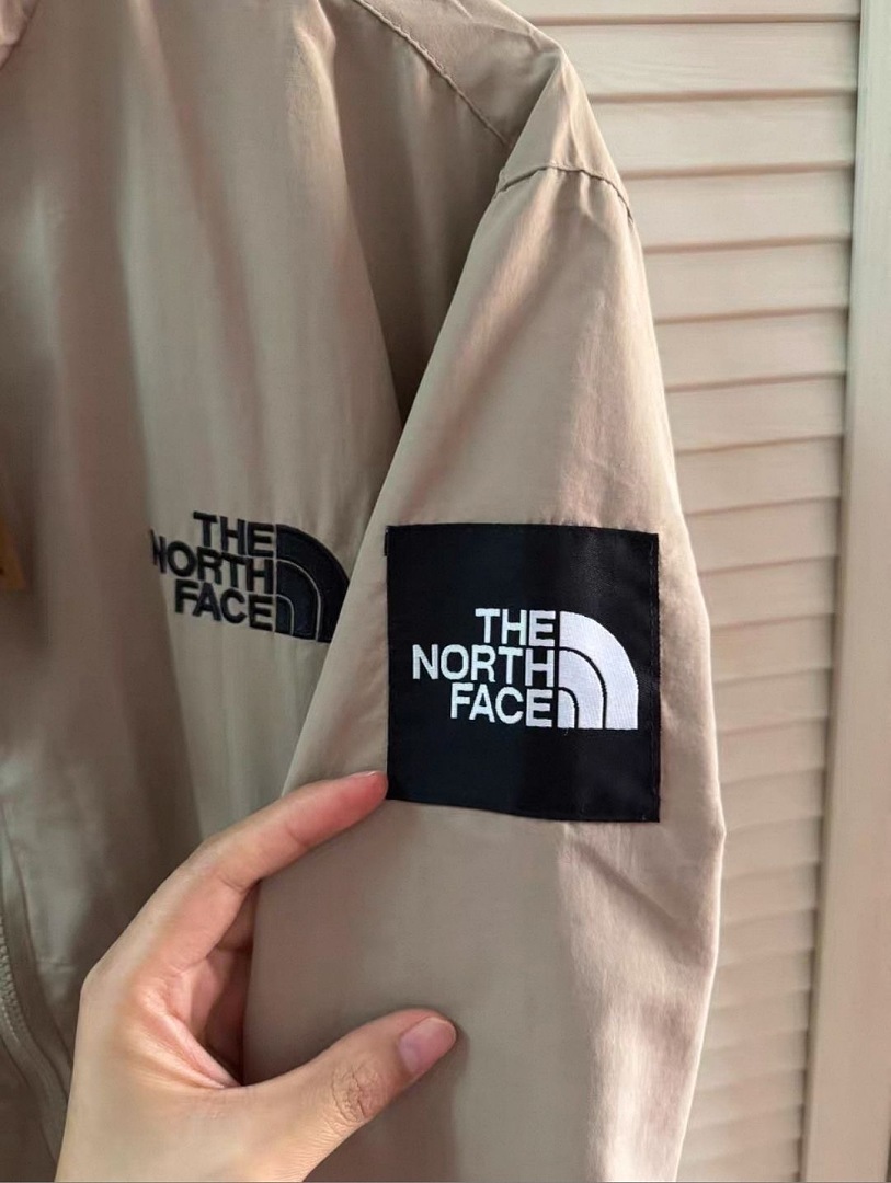 The North Face Ushba Track Jacket · LT1415 — תמונה 9