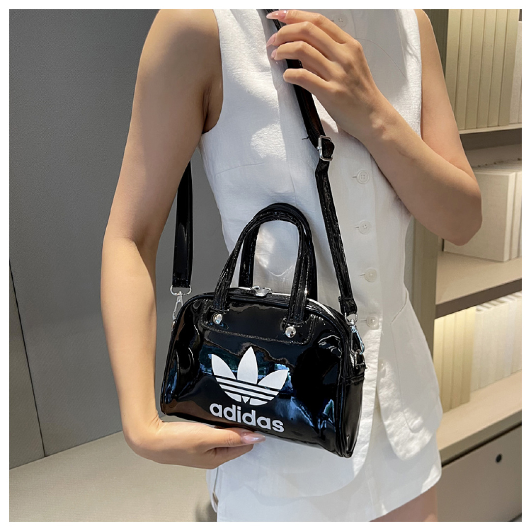 Adidas Adicolor Mini Bowling Bag · EA73628 — תמונה 24