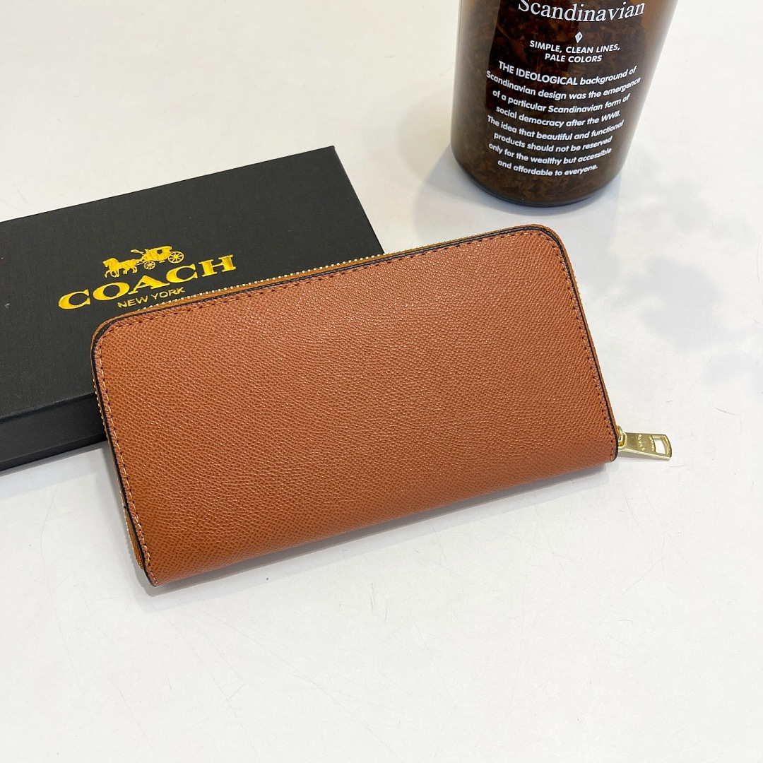 Coach Accordion Zip Wallet · EC0327 — תמונה 9