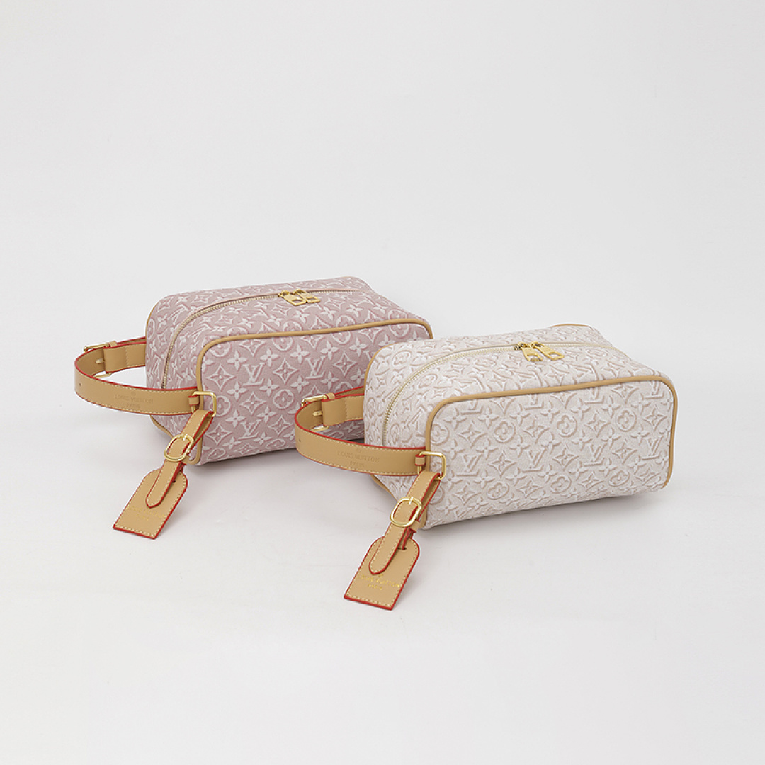 Louis Vuitton Pochette Cosmétique PM · EL6668 — תמונה 51