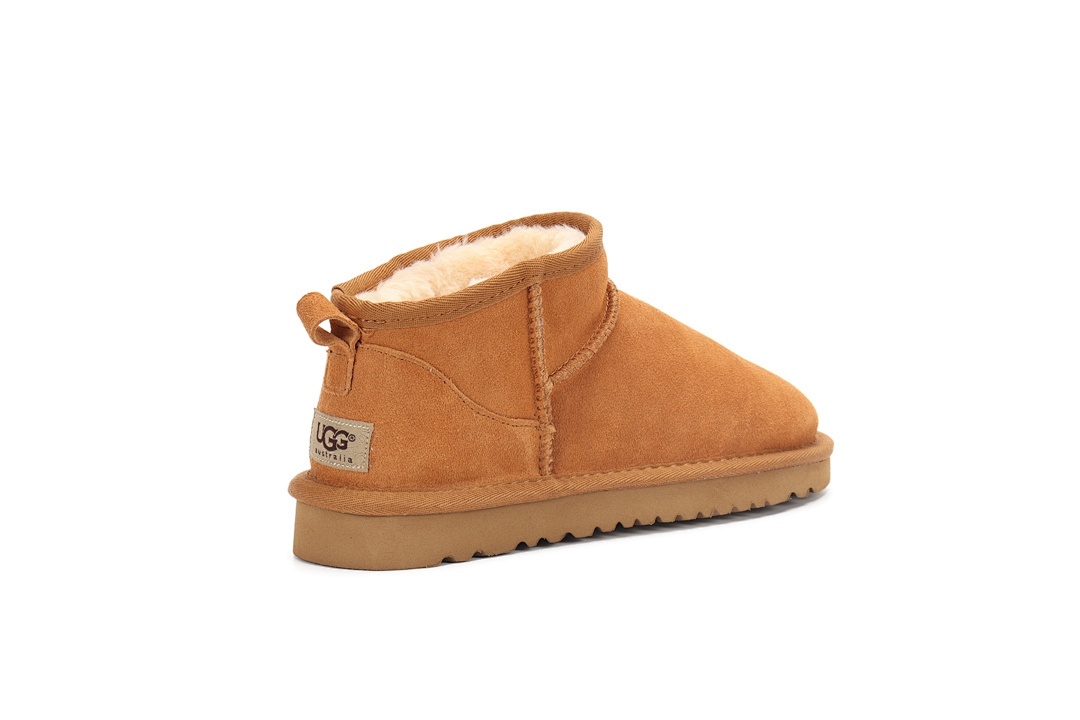 UGG Classic Ultra Mini · UU44461 — תמונה 24
