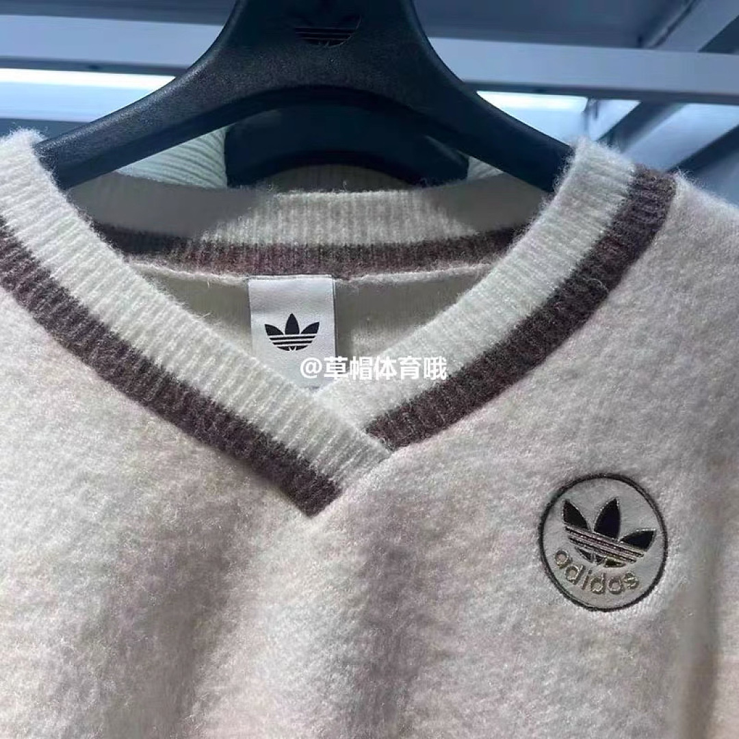 Adidas Houndstooth Sweater · LA2687 — תמונה 17