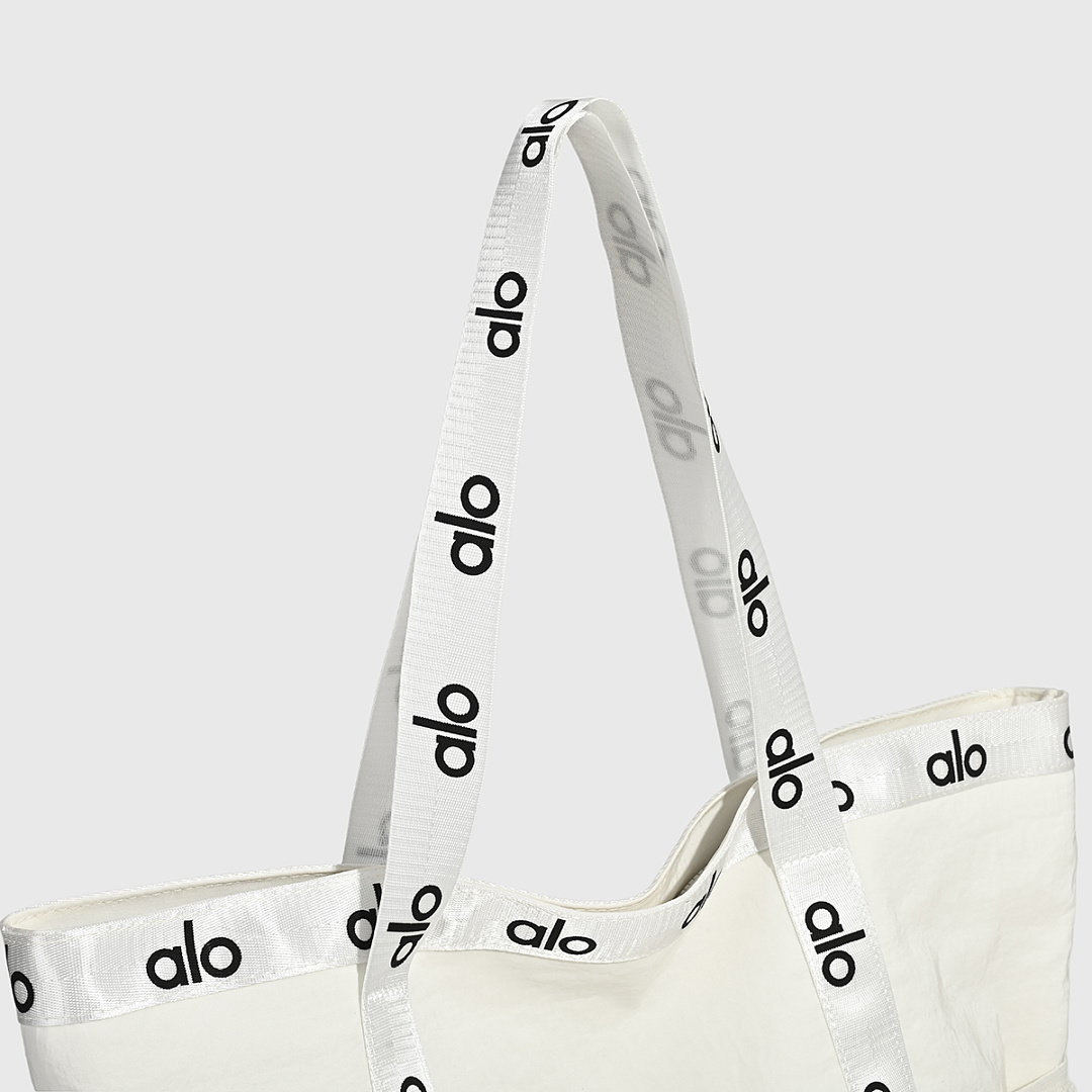 Alo Yoga — תיק כתף · DA9356 — תמונה 7