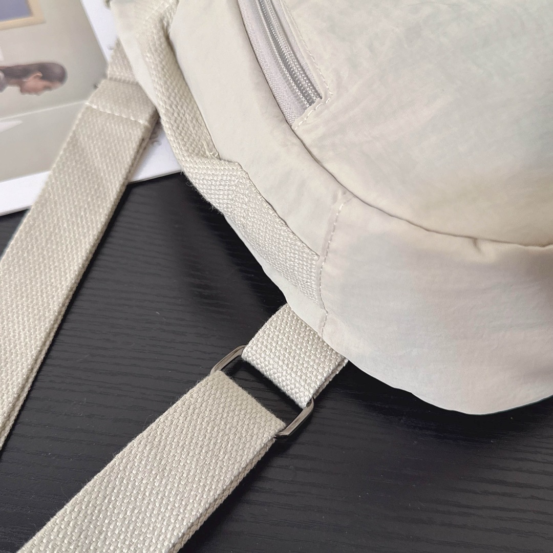 Lululemon Large Slouchy Sling Bag · WL28241 — תמונה 8