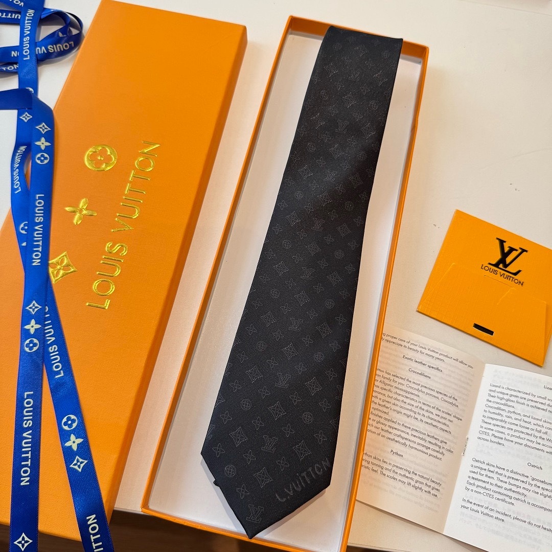 Louis Vuitton Mini Monogram Spaced Out Tie · WL54016 — תמונה 8