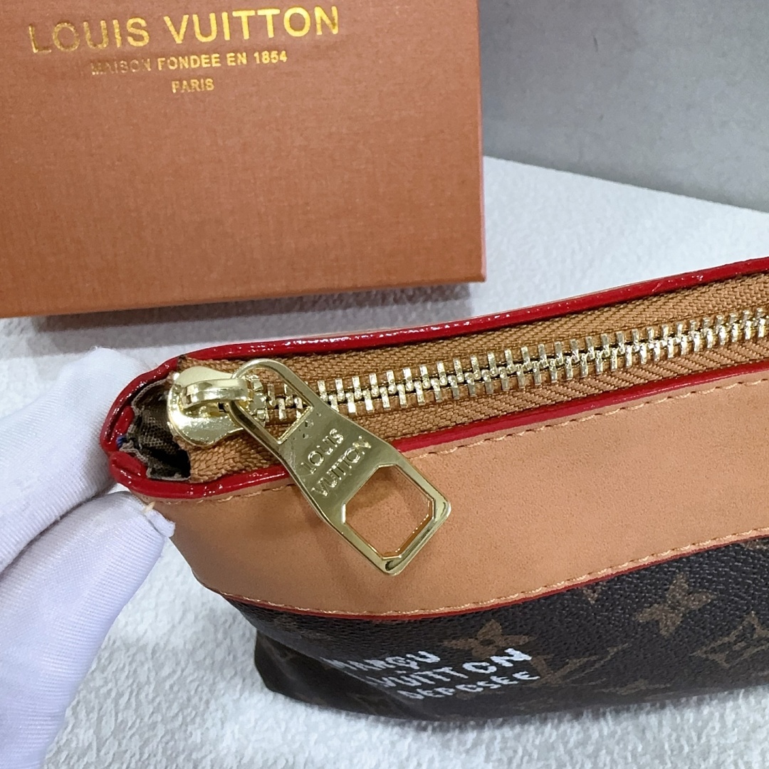 Louis Vuitton Pochette Voyage Souple · EL8860 — תמונה 12