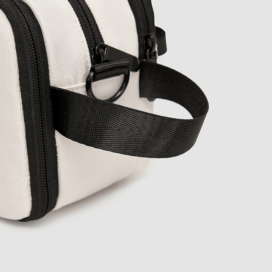 Alo Yoga Keep It Dry Fitness Bag · EA7015 — תמונה 24