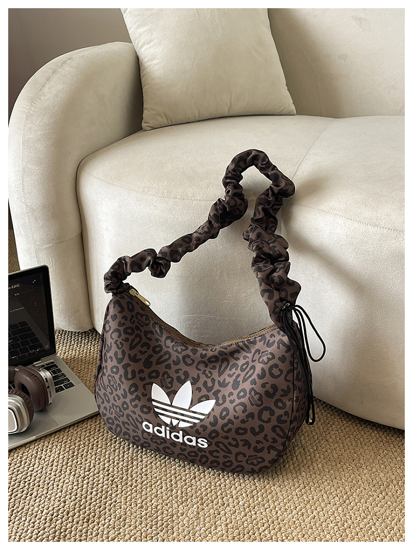 Adidas Leopard Small Shoulder Bag · EA1820 — תמונה 50