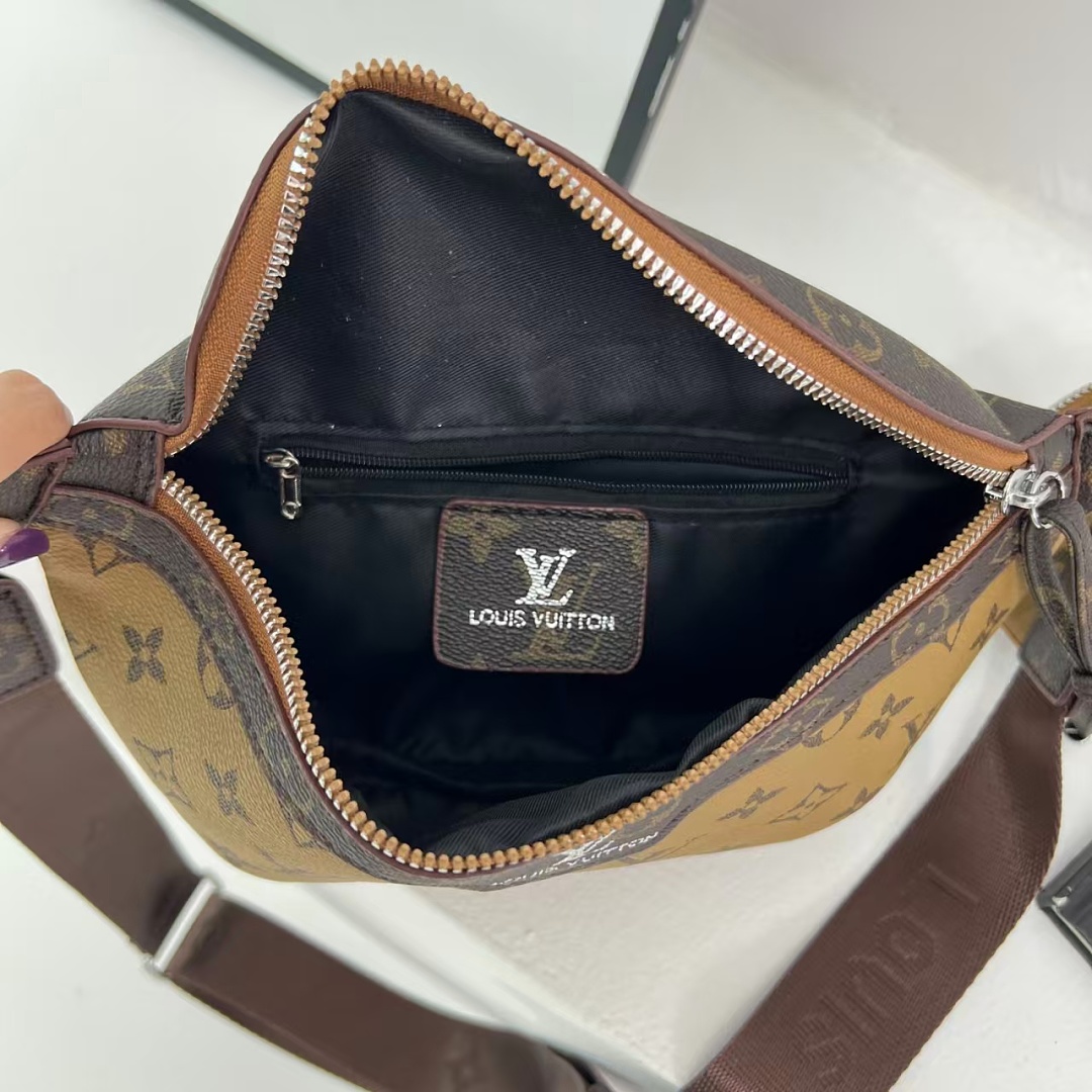Louis Vuitton High Rise Bumbag · EL3992 — תמונה 17