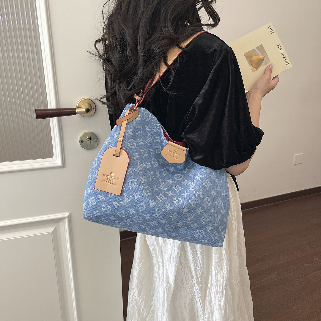 Louis Vuitton Carryall MM · EL6629 — תמונה 21