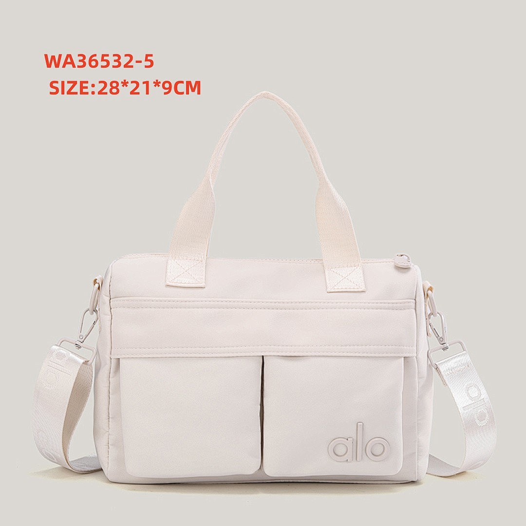 Alo Mini Bag · WA36532 — תמונה 2