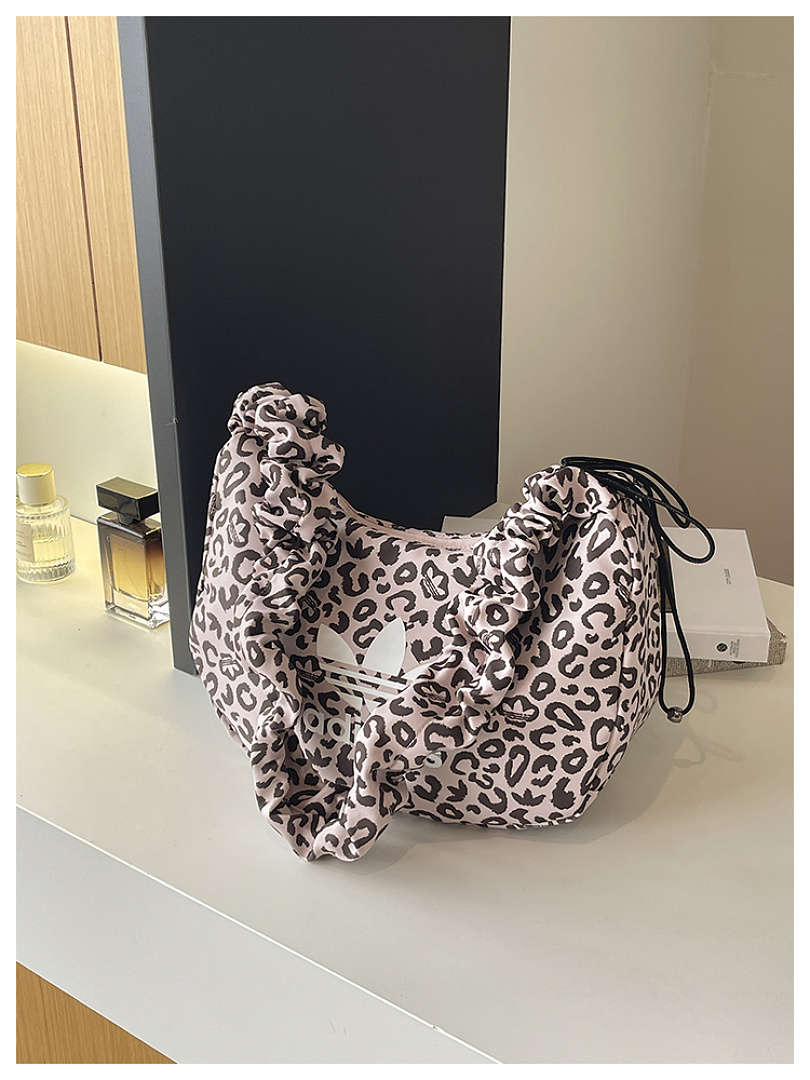 Adidas Leopard Small Shoulder Bag · EA1820 — תמונה 46