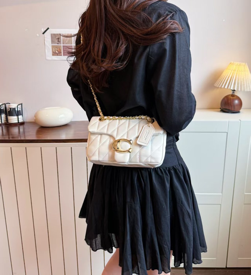 Coach Tabby Shoulder Bag 26 With · EC11037 — תמונה 5
