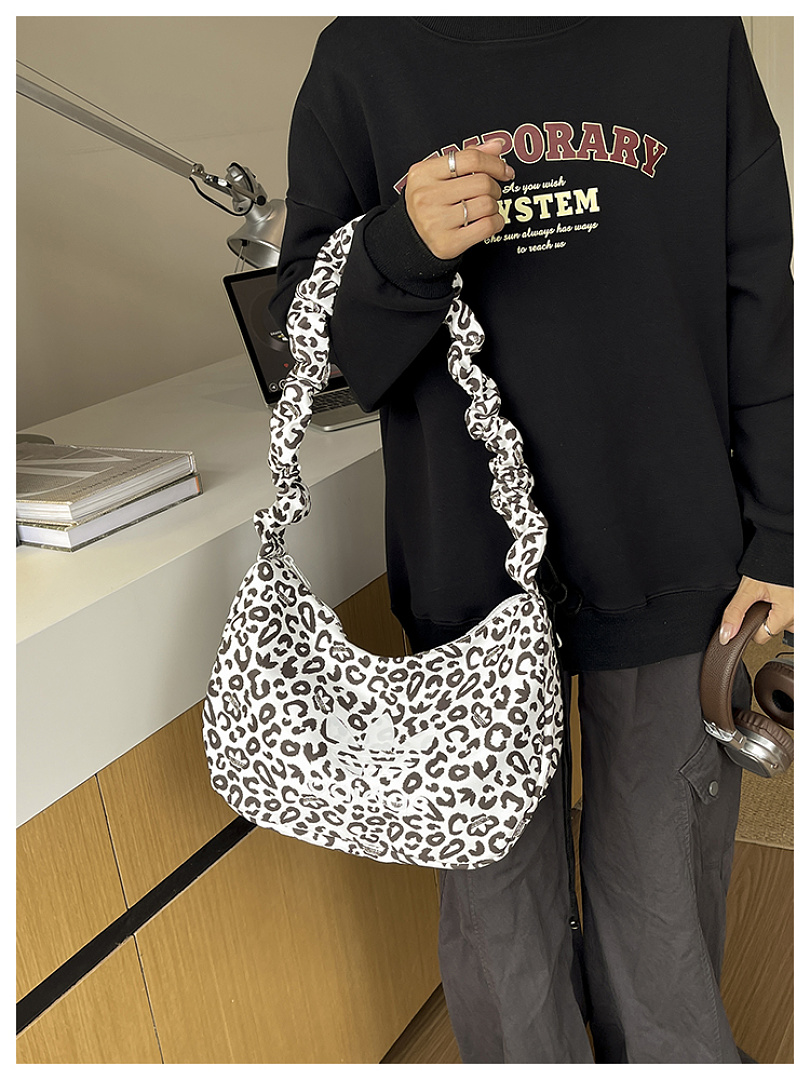 Adidas Leopard Small Shoulder Bag · EA1820 — תמונה 32