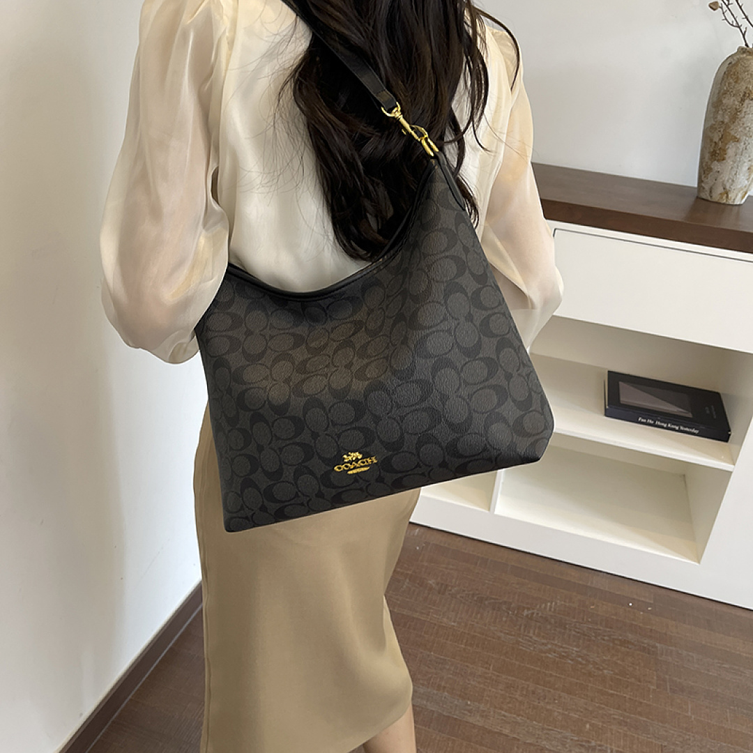 Coach Laurel Shoulder Bag · EC6651 — תמונה 24